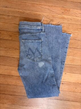 Mother The Mid Rise Dazzler Ankle Fray Reading by The Pool Jeans PLAY CONDITION